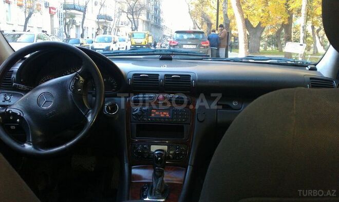 Mercedes C 240 2001, 150,000 km - 2.4 л - Bakı