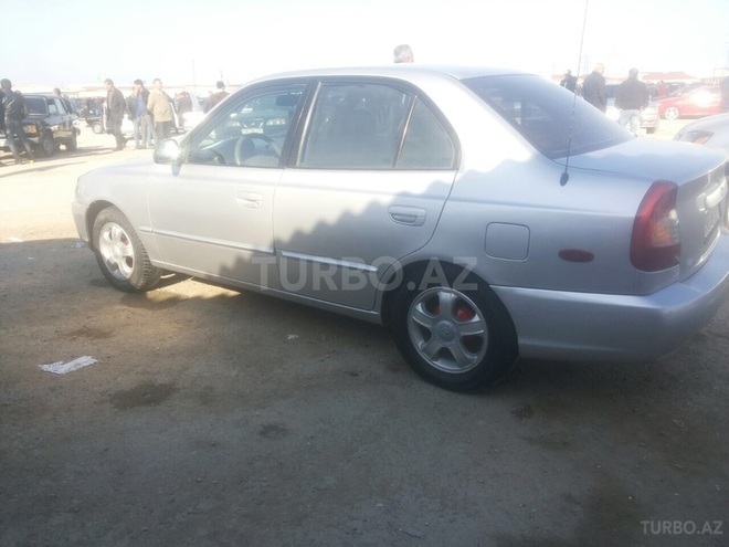 Hyundai Accent 2002, 162,675 km - 1.6 l - Sumqayıt