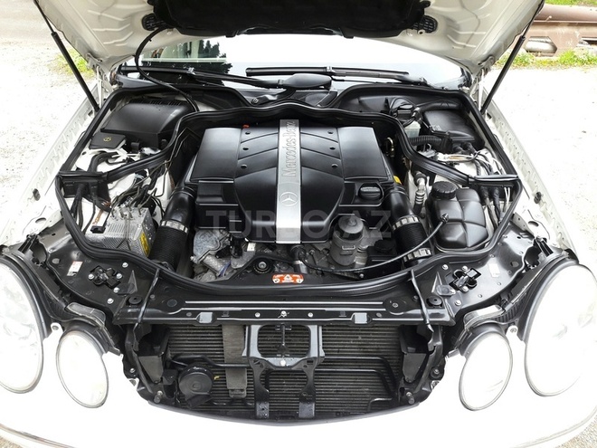 Mercedes E 320 2003, 252,000 km - 3.2 l - Bakı