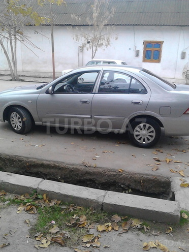 Nissan Sunny 2008, 280,000 km - 1.6 л - Zərdab