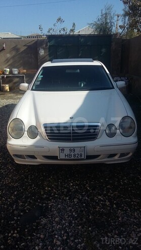 Mercedes E 320 2001, 129,000 km - 3.2 l - Bakı