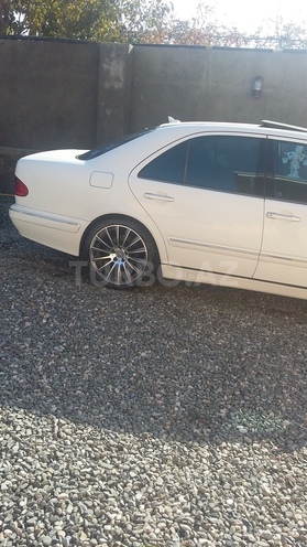 Mercedes E 320 2001, 129,000 km - 3.2 l - Bakı