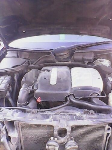 Mercedes E 220 2000, 297,000 km - 2.2 l - Bakı