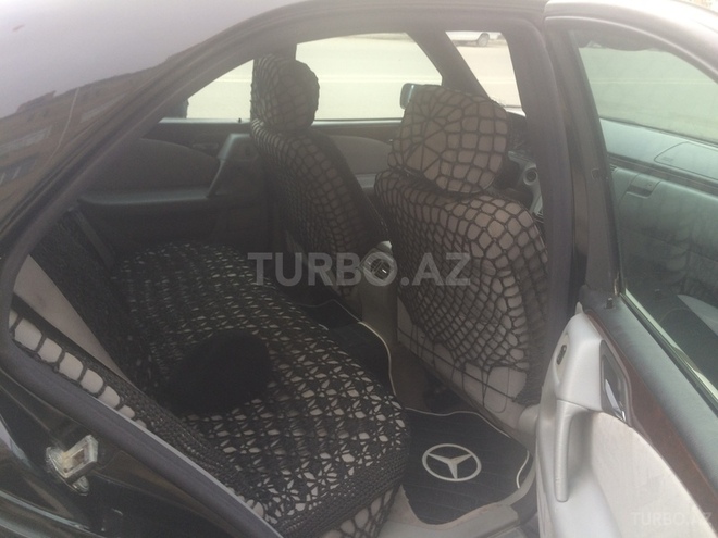 Mercedes E 200 1998, 213,900 km - 2.0 л - Gəncə