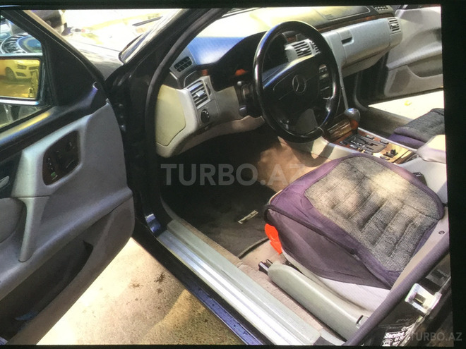 Mercedes E 320 1997, 287,900 km - 3.2 л - Bakı