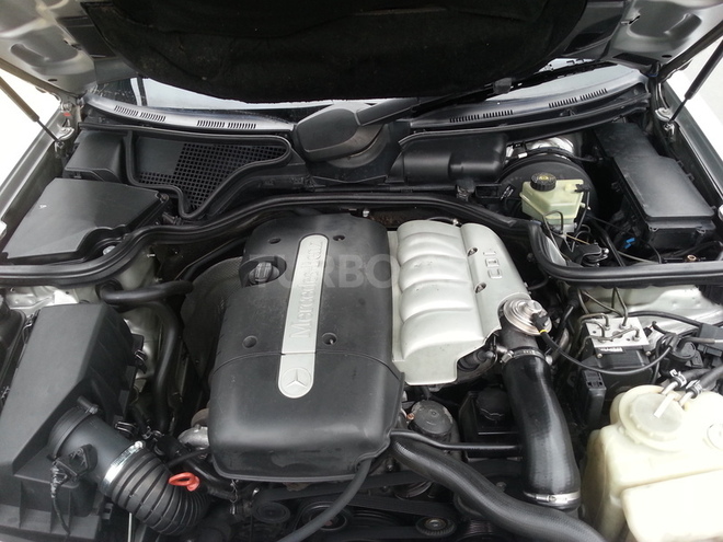 Mercedes E 220 1998, 480,000 km - 2.2 l - Zaqatala