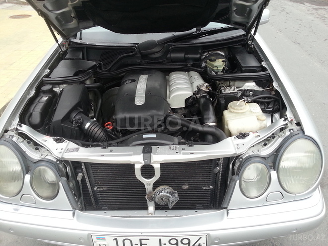Mercedes E 220 1998, 480,000 km - 2.2 l - Zaqatala