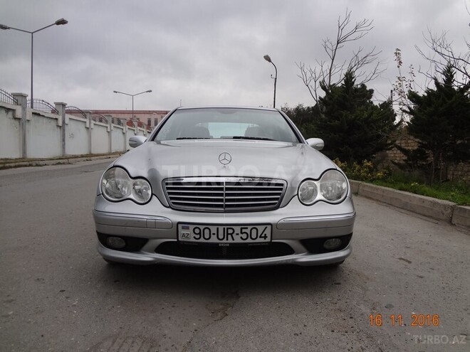 Mercedes C 230 2006, 250,000 km - 2.5 l - Bakı