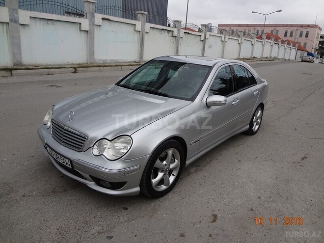 Mercedes C 230 2006, 250,000 km - 2.5 l - Bakı