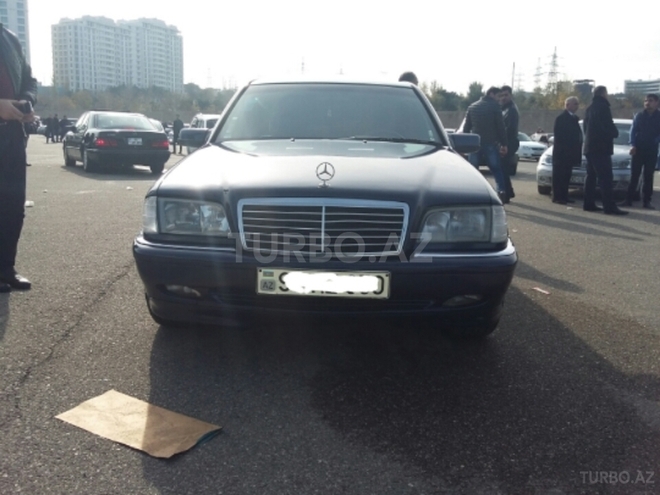 Mercedes C 240 1997, 278,000 km - 2.4 l - Xırdalan