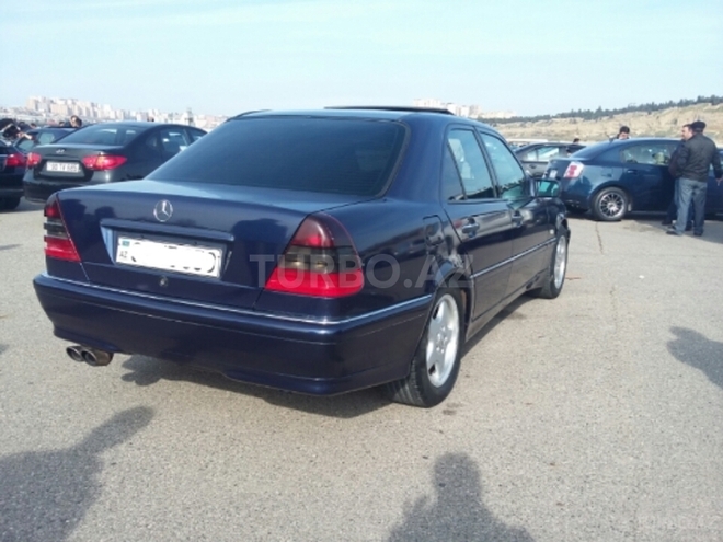 Mercedes C 240 1997, 278,000 km - 2.4 l - Xırdalan