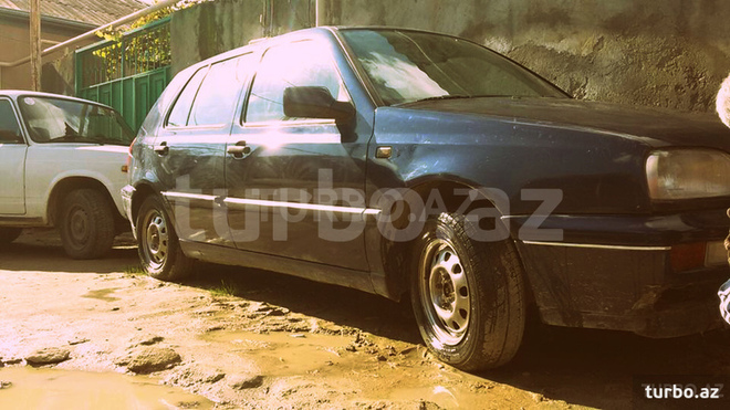 Volkswagen Golf 1992, 10,000 km - 1.8 л - Bakı