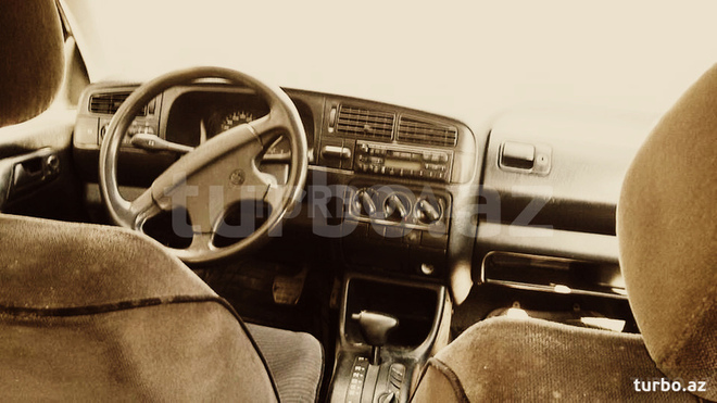 Volkswagen Golf 1992, 10,000 km - 1.8 л - Bakı