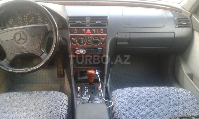 Mercedes C 200 1996, 280,000 km - 2.0 л - Bakı