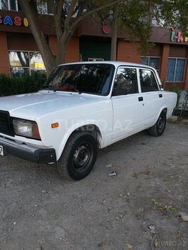 LADA (VAZ) 2107 2006, 176,000 km - 1.6 l - Bakı