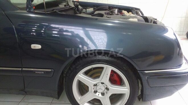 Mercedes E 280 1996, 308,000 km - 2.8 л - Bakı