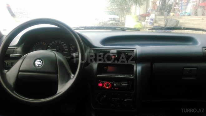 Opel Astra 1994, 320,000 km - 1.6 l - Siyəzən