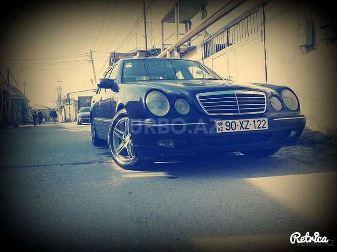 Mercedes E 270 2000, 177,000 km - 2.7 l - Bakı