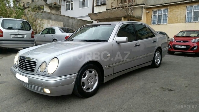 Mercedes E 240 1997, 213,000 km - 2.4 l - Bakı