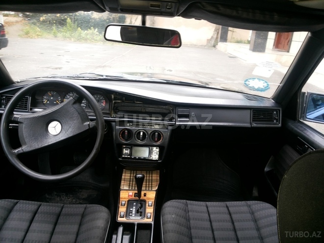 Mercedes 190 1990, 280,000 km - 2.0 l - Bakı