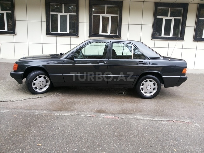 Mercedes 190 1990, 280,000 km - 2.0 l - Bakı