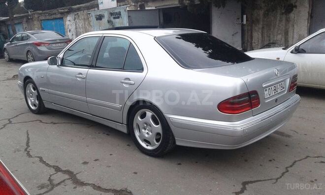 Mercedes E 200 1997, 320,000 km - 2.0 l - Bakı