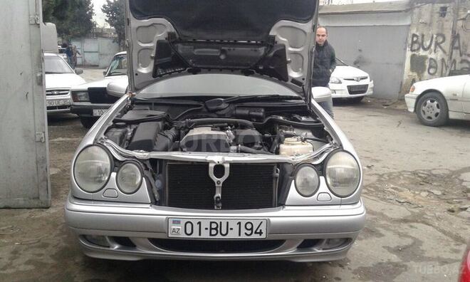 Mercedes E 200 1997, 320,000 km - 2.0 l - Bakı