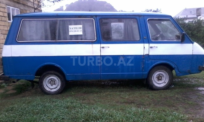 RAF  1985, 300,000 km - 2.4 l - Lənkəran