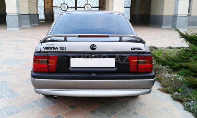 Opel Vectra 1995, 231,091 km - 1.6 l - Bakı