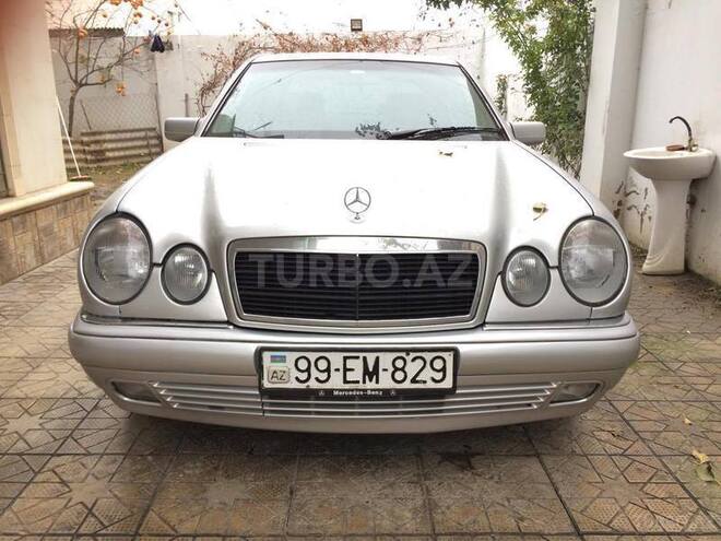 Mercedes E 220 1998, 250,000 km - 2.2 л - Bakı