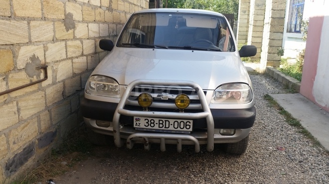 Chevrolet Niva 2005, 128,000 km - 1.7 l - Qusar