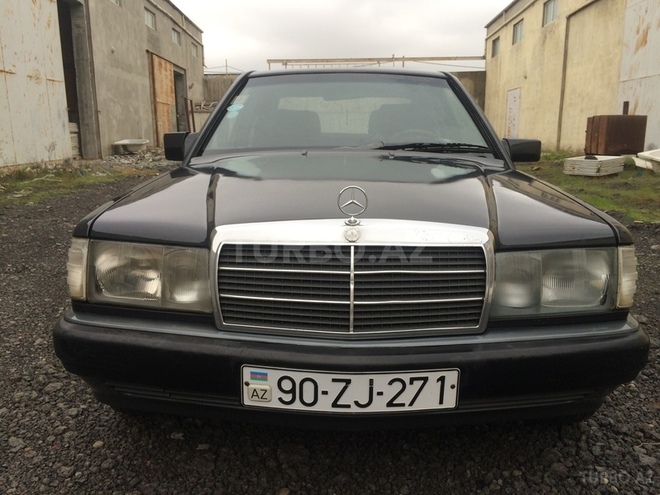 Mercedes 190 1990, 290,618 km - 1.8 l - Bakı