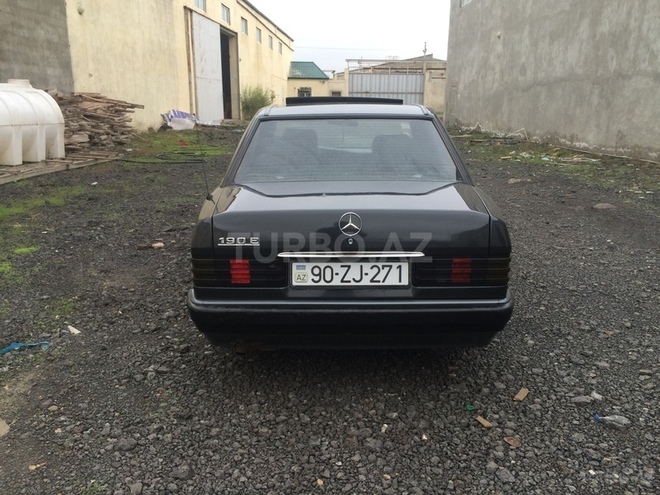 Mercedes 190 1990, 290,618 km - 1.8 l - Bakı
