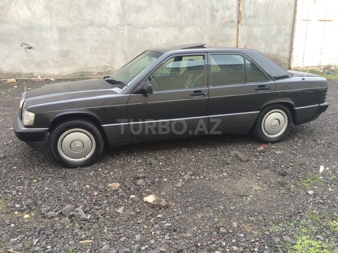 Mercedes 190 1990, 290,618 km - 1.8 l - Bakı