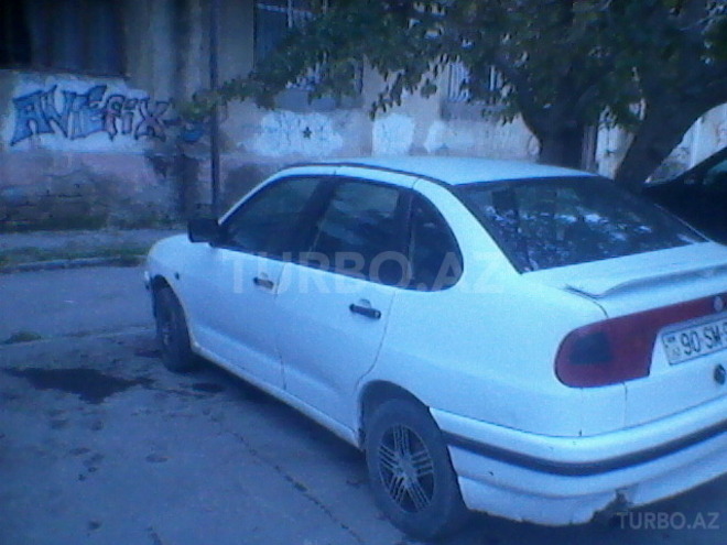 Volkswagen Polo 1995, 458,148 km - 1.4 l - Bakı