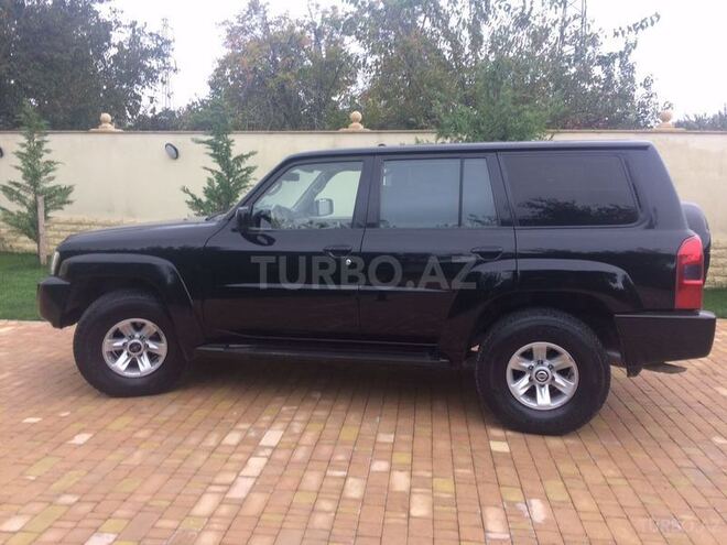 Nissan Patrol 2005, 160,000 km - 4.8 l - Bakı