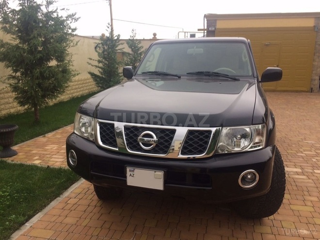 Nissan Patrol 2005, 160,000 km - 4.8 l - Bakı
