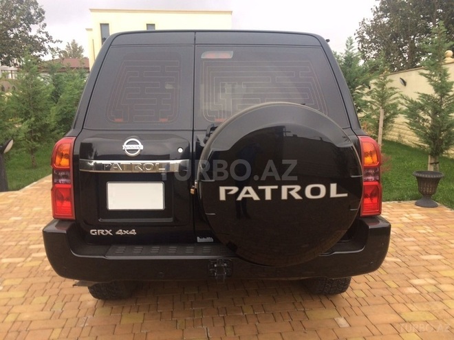 Nissan Patrol 2005, 160,000 km - 4.8 l - Bakı