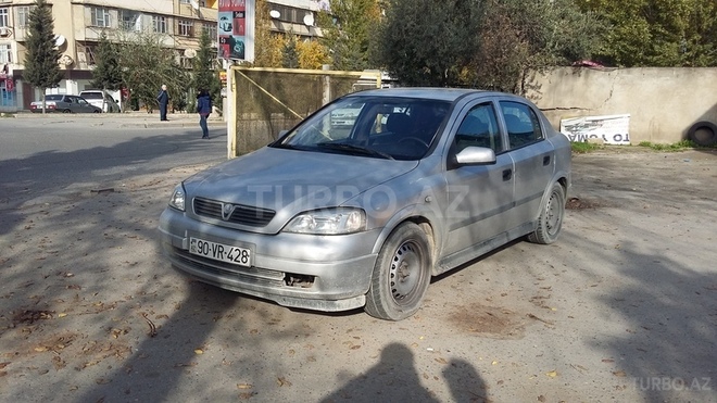Opel Astra 2000, 250,000 km - 1.6 l - Bakı