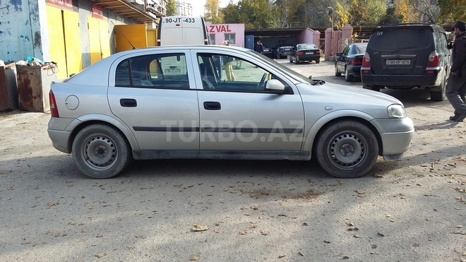 Opel Astra 2000, 250,000 km - 1.6 l - Bakı