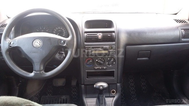 Opel Astra 2000, 250,000 km - 1.6 l - Bakı