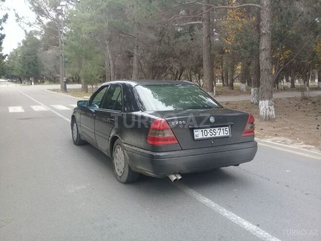 Mercedes E 280 1993, 234,000 km - 2.8 l - Sumqayıt