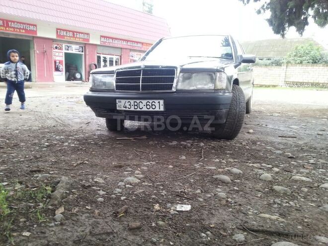 Mercedes 190 1992, 260,000 km - 2.0 l - Masallı