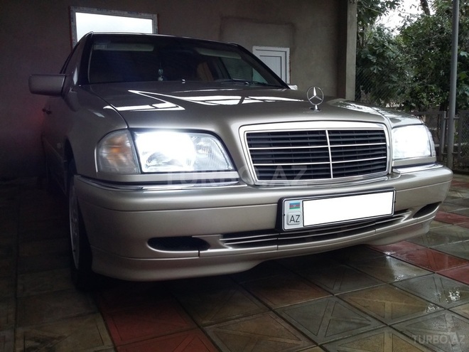 Mercedes C 200 1999, 313,000 km - 2.0 l - Masallı
