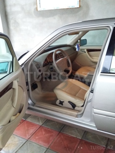 Mercedes C 200 1999, 313,000 km - 2.0 l - Masallı