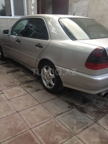 Mercedes C 240 2000, 248,300 km - 2.6 l - Bakı