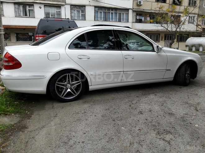 Mercedes E 320 2003, 252,000 km - 3.2 л - Bakı