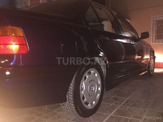 BMW 320 1992, 169,830 km - 2.0 l - Bakı
