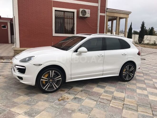 Porsche Cayenne 2013, 117,000 km - 4.8 l - Bakı