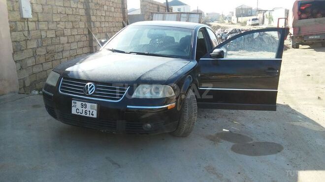 Volkswagen Passat 2003, 100,000 km - 1.8 л - Bakı